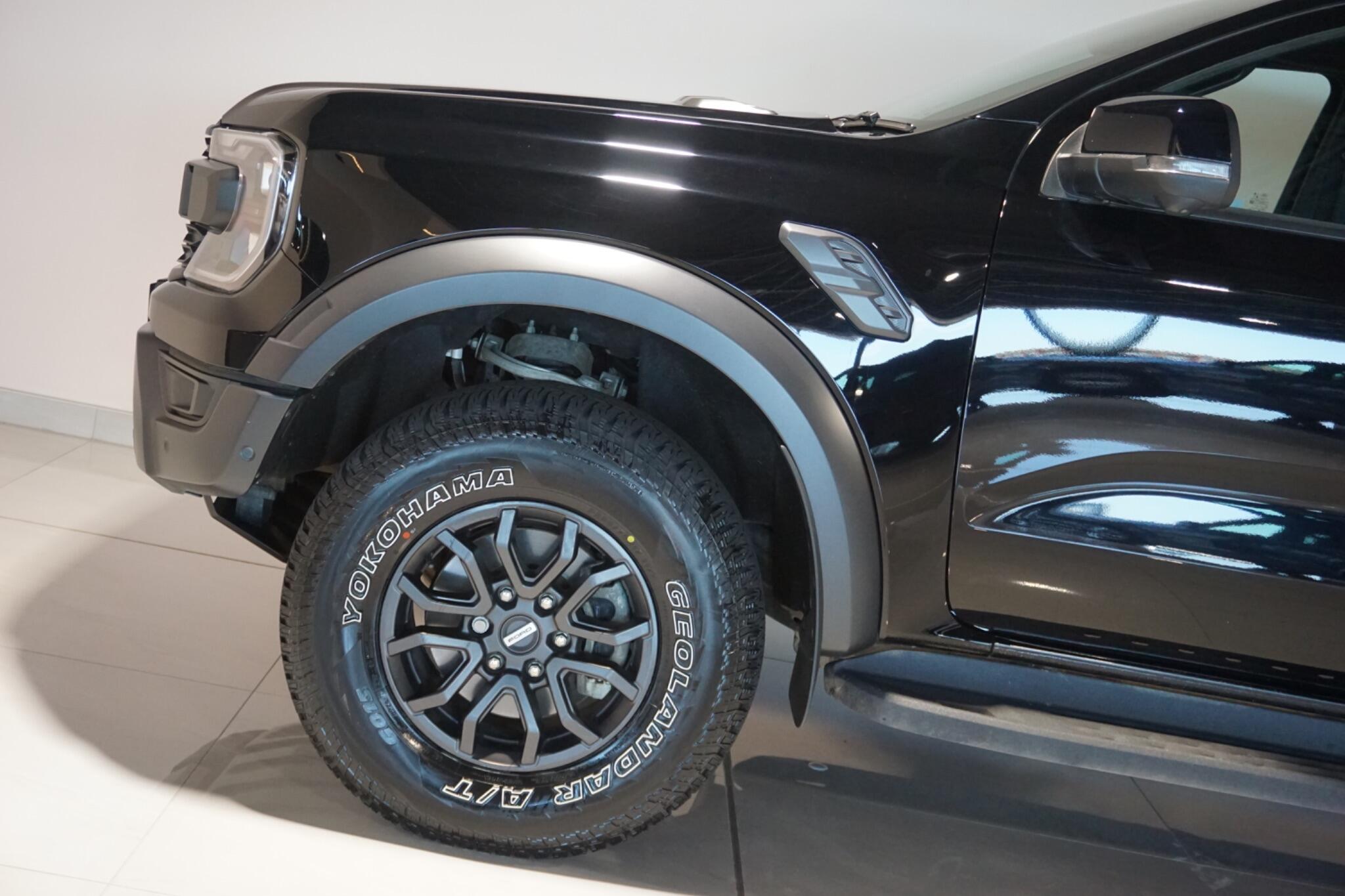 Ford Ranger 2.0 EcoBlue Raptor Pickup Double Cab 4dr Diesel Auto 4WD Euro 6 (s/s) (210 ps)
